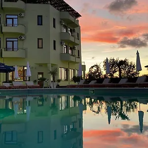  Hotell Paradise Laguna Vain